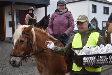 Fotogalerie: Silvesterritt in Hausen 2025