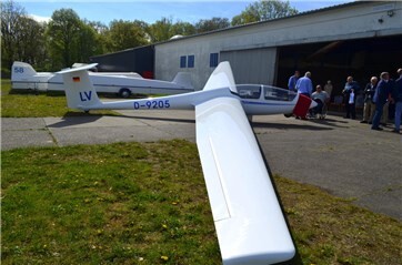 Fotogalerie: Flugzeugtaufe auf dem Flugplatz Mönchsheide