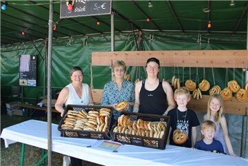 Fotogalerie: Brezelfest auf der Landskrone 2026