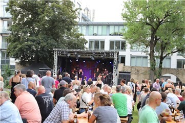 Fotogalerie: "Sidewalk" im Schlossgarten Andernach 