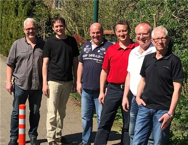 (Bild v.l.n.r.: Ortsbürgermeister Manfred Görgen, Axel Sattler, Michael Kopp (FWG), Konrad Einig (FWG), Frank Breitbach (FWG), Andreas Zentner (FWG). Foto: FWG Maifeld