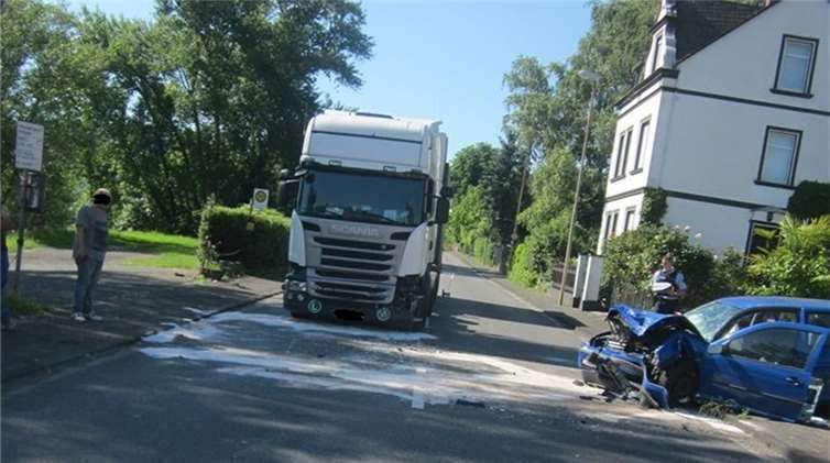 Bild von der Unfallstelle in Linz. Fotos: Polizei