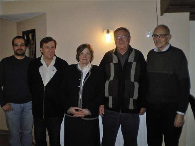 Bildunterschrift: Der Vorstand der Vallendarer FDP mit - von links - Andreas Link, Thomas Finzler, Karin Gareis, Günter Seehaus, Gottfried Kappus.Privat