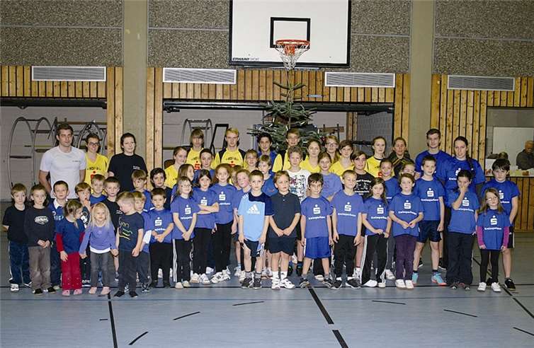 Bilduntertitel: Für die große Schar der Leichtathleten ist die Hallensaison vorbei. privat