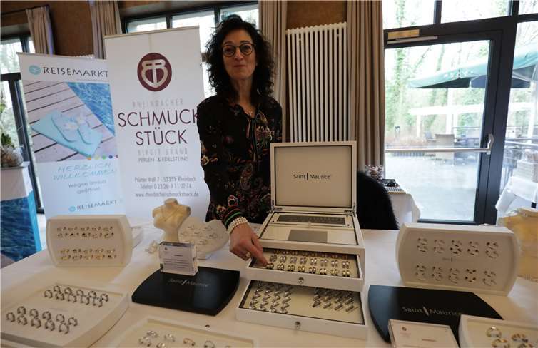 Birgit Brand berät Heiratswillige individuell.