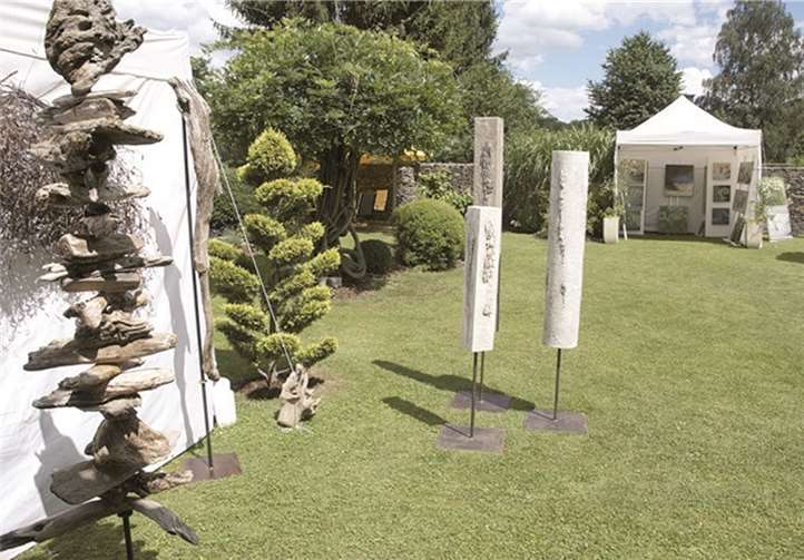 Birgit Braun-Buchwaldt öffnet ihren Garten wieder als Kunstausstellung für die Öffentlichkeit.privat