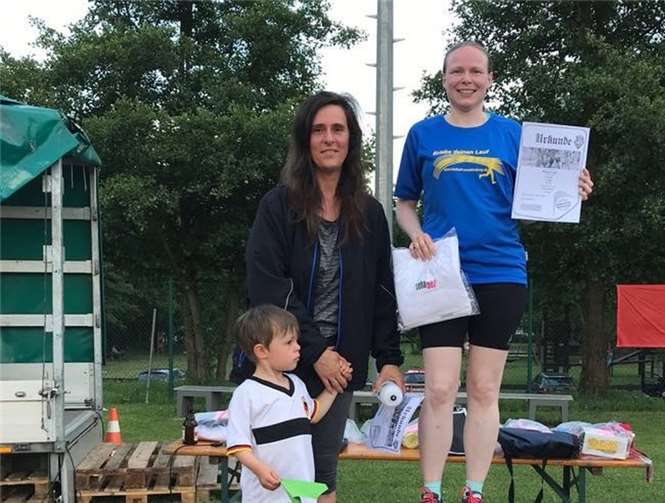 Birgit Graf belegte in Rhens den ersten Platz ihrer Altersklasse.