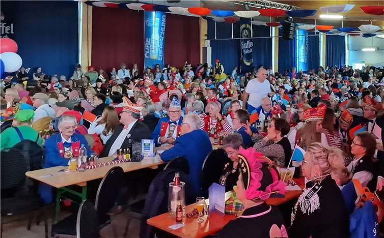 Bis auf den letzten Platz warder Saal des Center-Forums gefüllt.