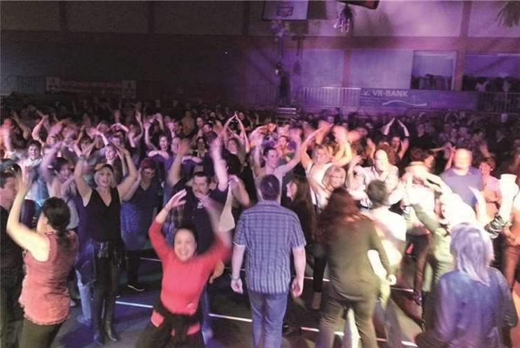 Bis in die frühen Morgenstunden wurde getanzt. privat