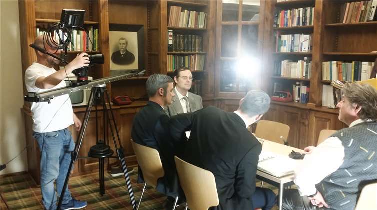 Bis zu 25 Personen waren gleichzeitig am Dreh einer Szene beteiligt.