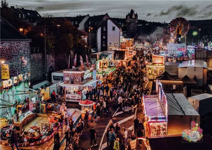 Bis zu 300.000 Menschen besuchen alljährlich den Lukasmarkt in Mayen. Foto: Svenja Weber Fotografie