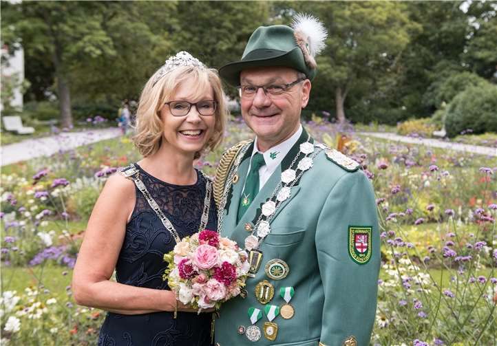 Bis zum 9. Juni sind Norbert und Sabine Alsbach noch das Schützenkönigspaar in Rübenach. Die neuen Majestäten feiern die Schützen mit einer langen Party-Schlagernacht. Bastian Hecht