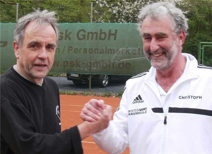 Bisher ungeschlagen sind die beiden Topspieler der SG Steimel/Straßenhaus Uli Scheyer (li) und Christoph Hilpisch. In Linz gewannen beide neben ihren Einzeln auch die Doppelpartie mit 6:1 u. 6:1 gegen ihre Linzer Gegner.Foto: Dietrich Rockenfeller/Archiv TC Steimel