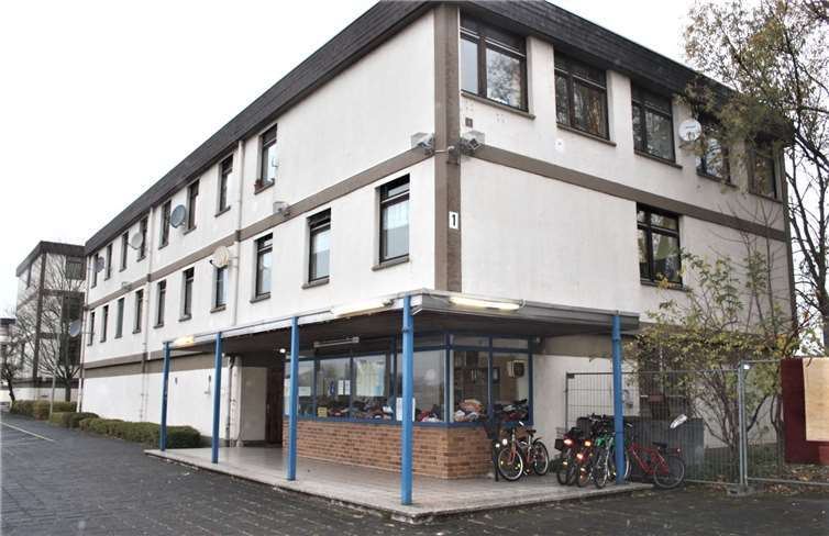 Bisher vor allem zur Unterbringung von Flüchtlingen eingesetzt: die Kasernengebäude in der Hafenstraße. FF