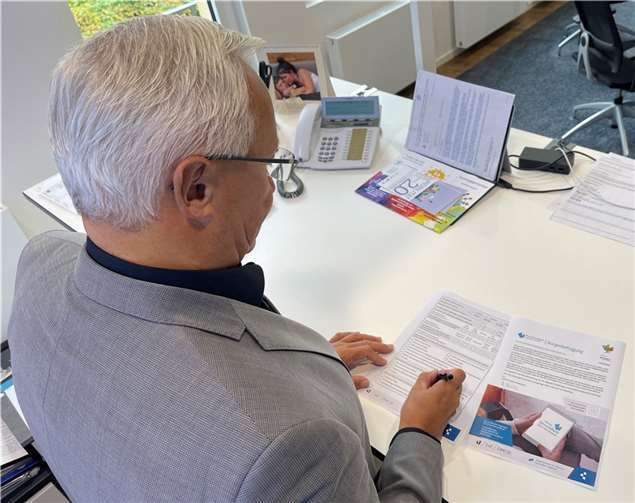 „Bitte nehmen Sie an der Umfrage teil“,appelliert Landrat Achim Hallerbach.