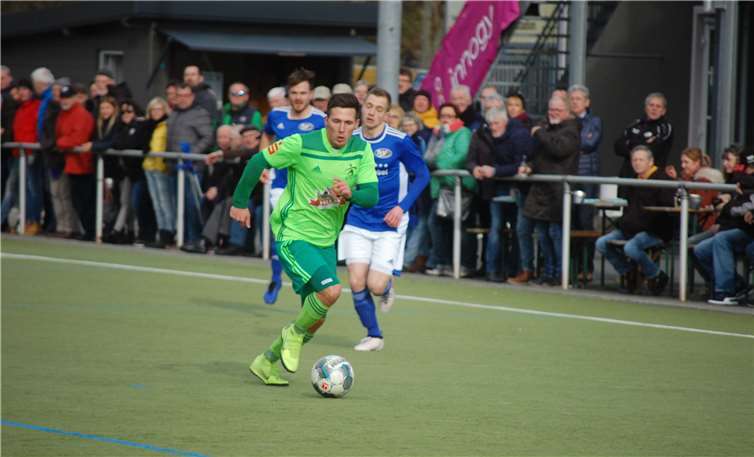 Björn Gilles leitete mit seinem Treffer die Aufholjagd der SG Eintracht Mendig/Bell ein.