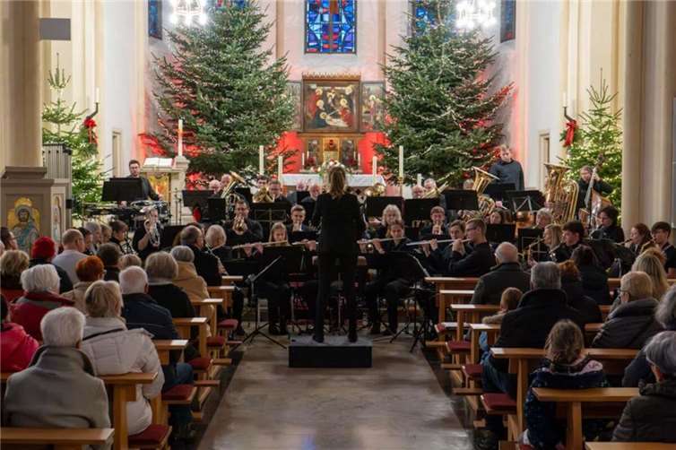 Blasorchester der Blaskapelle Ettringen e.V. unter der Leitung von Jenny Barz.  Fotos: Lisa Elzer