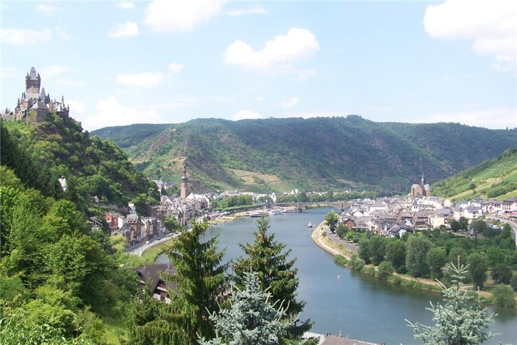 Blick auf Cochem. Foto: Tourist-Information Ferienland Cochem