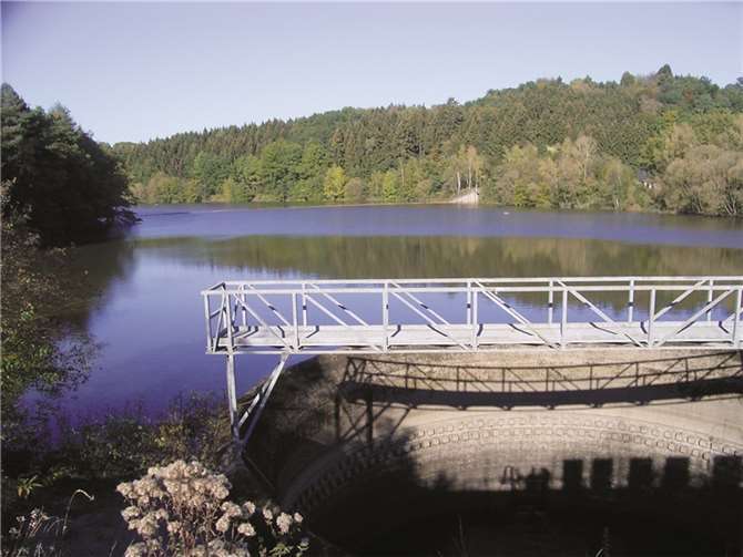 Blick auf die Wahnbachtalsperre. privat