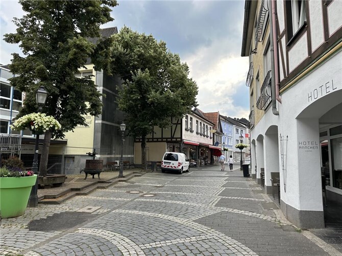 Blick in die Niederhutstraße. Foto: ROB