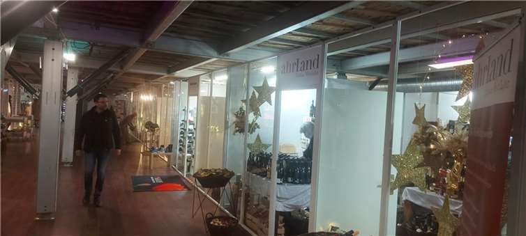 Pop-Up-Mall in Bad Neuenahr eröffnet Blick in die Pop-Up-Mall. Foto:DU