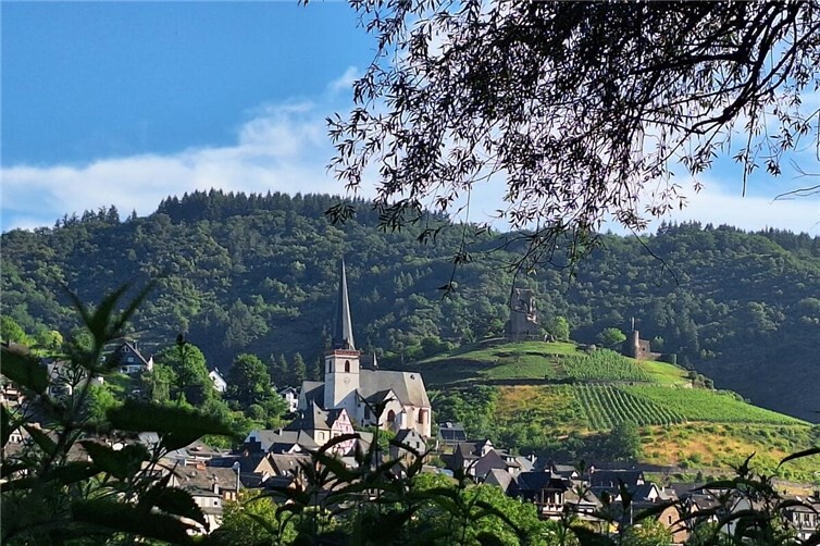 Blick nach Klotten.