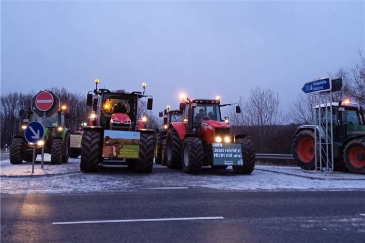 Blockade an der A61 bei Niederzissen.  Foto: GS