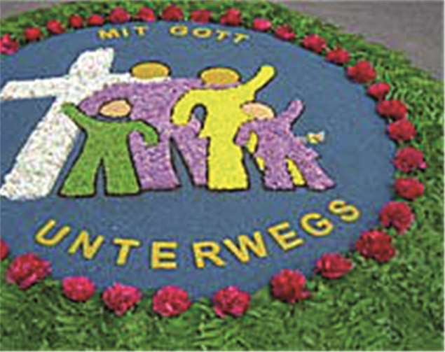 Blütenspenden für einen schönen Blumenteppich. privat