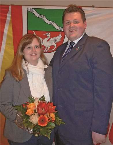 Blumen für Katja Nagel nach der Wahl von Ehemann Andreas zum CDU-Kandidaten für die Wahl des Ortsbürgermeisters.Privat