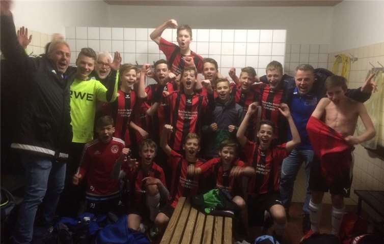 Bollendorf. Die C-Junioren der JSG Eifelhöhe konnten im IKK Rheinlandpokal das Viertelfinale erreichen. Mit einem 3:1 Sieg gegen die JSG Südeifel Irrel II wurde am Samstagabend die nächste Runde erreicht.