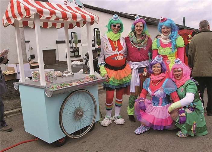 Bonbonbunt und zuckersüß - die Candy Girls. SES
