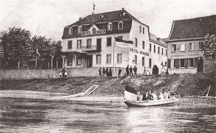 Traurig: Es gibt keine Personenfähre mehr Bonnenbergs Fähr-Nachen vor dem Start (um 1900).