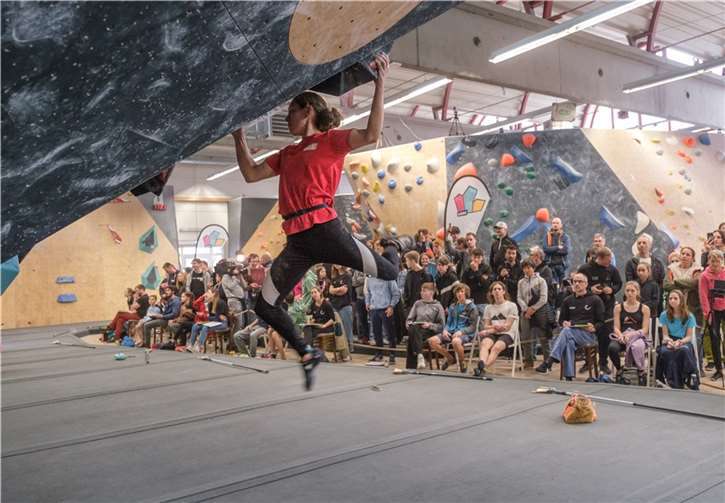 Boulderfinale, 2. DJC Bexbach. Foto: M.Erfurt)