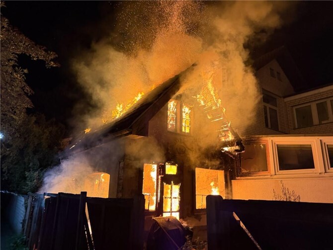 Brand eines Nebengebäudes in Königswinter