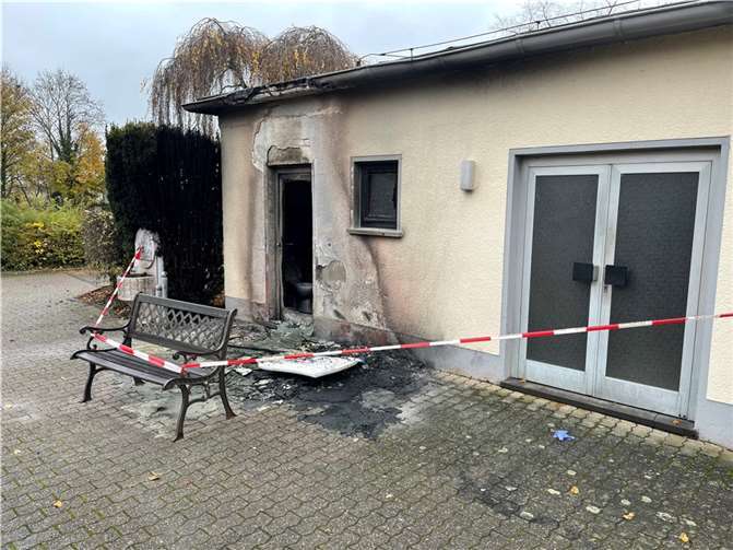 Brandschäden am Friedhof in Urmitz. Foto: Ortsgemeinde Urmitz