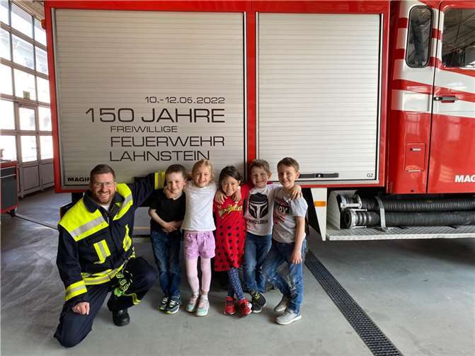 Brandschutzerziehung in den Räumen der Kita und Besuch der Feuerwache.  Foto: Stadt Lahnstein