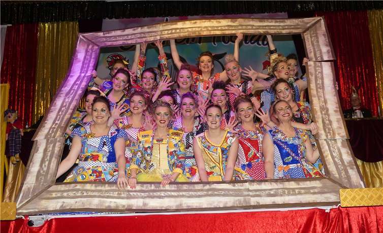 Bravourös aus dem Rahmen fiel nur die tänzerische Spitzenleistung der tollen Akteure vom TV Cochem. Fotos: TE