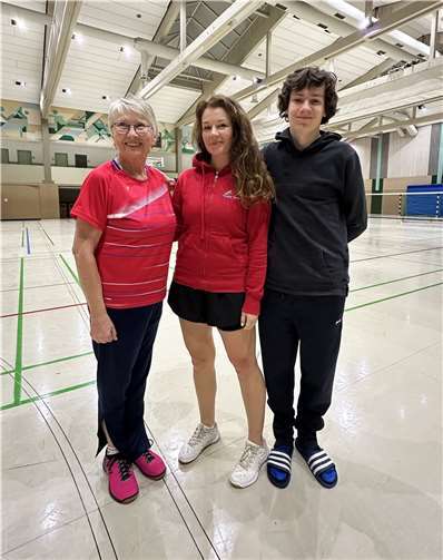 Brigitte, Tetiana und William holten die Ehrenpunkte.  Foto: privat