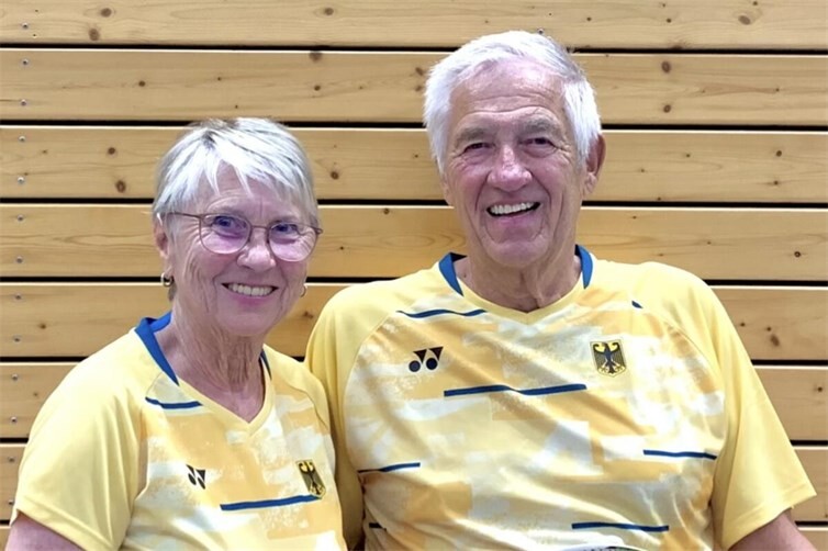 Brigitte und Dieter Prax wieder im Nationaltrikot
