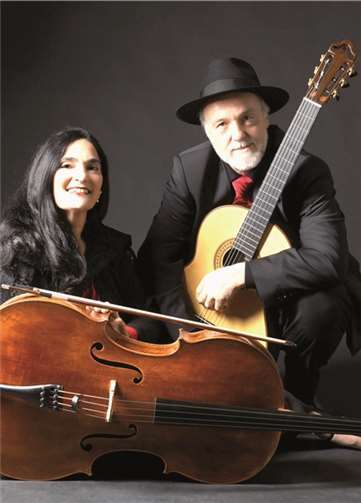 Brillantes Duo: Ariana Burstein & Roberto Legnaniprivat