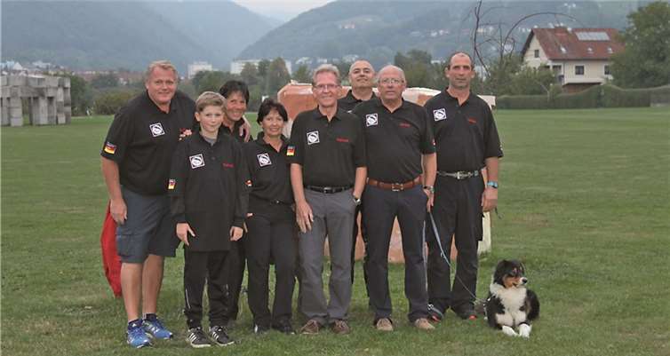Brohltaler in den Alpen: Rolf Blaschke, Patrick Ritzdorf, Monika Fachinger, Ingrid Barth, Helmut Barth, Volker Bauer, Ulrich Fachinger, Uwe Ritzdorf und Aponee. privat