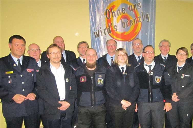 Bronzene und Silberne Ehrenzeichen wurden verliehen.  Kreisjugendfeuerwehr Cochem-Zell