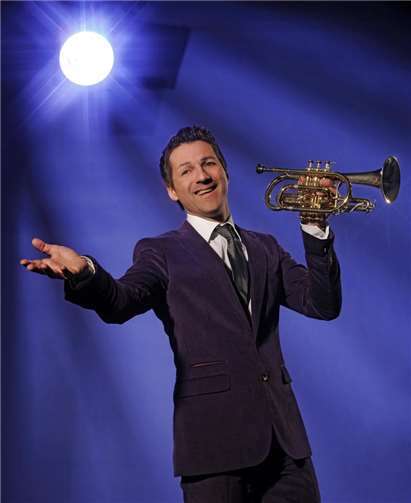 Bruce Kapusta wird in Rheinbach Weihnachtsklassiker und eigene Lieder interpretieren. Foto: privat