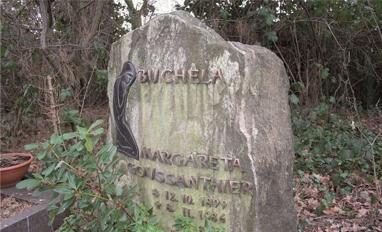 Buchelas Grabstein auf dem Remagener Friedhof.HG