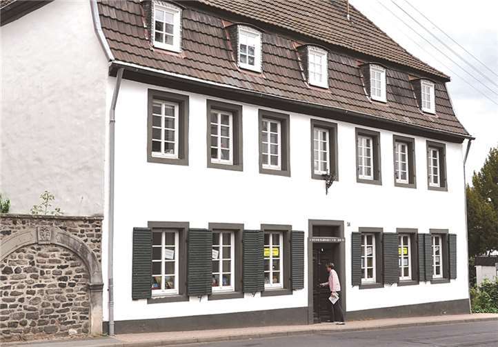 Bücherei im historischen Ambiente.privat