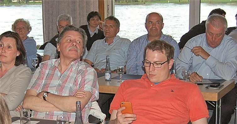 Bürger und Mandatsträger diskutierten über mögliche Lösungen.