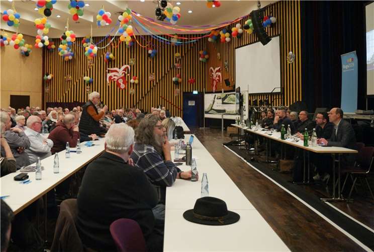 Bürgerinnen und Bürger von Lahnstein führten einen intensiven und konstruktiven Dialog mit den Projektverantwortlichen über die ihnen besonders wichtigen Bereiche, die im Rahmen des Projekts eine Veränderung erfahren sollen.