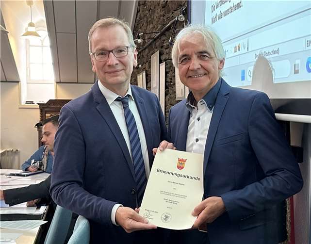 Bürgermeister Andreas Geron und Hans-Werner Adams. Foto: ROB