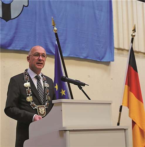 Bürgermeister Bert Spilles ging in seiner Festrede auf die Historie, aber auch auf das sehr aktuelle Thema „Flüchtlingsbewegung“ ein.