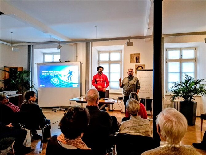 Bürgermeister Christoph Mohr begrüßte die Teilnehmenden am Digitalen Tag zur Präsentation von Immanuel Bär.